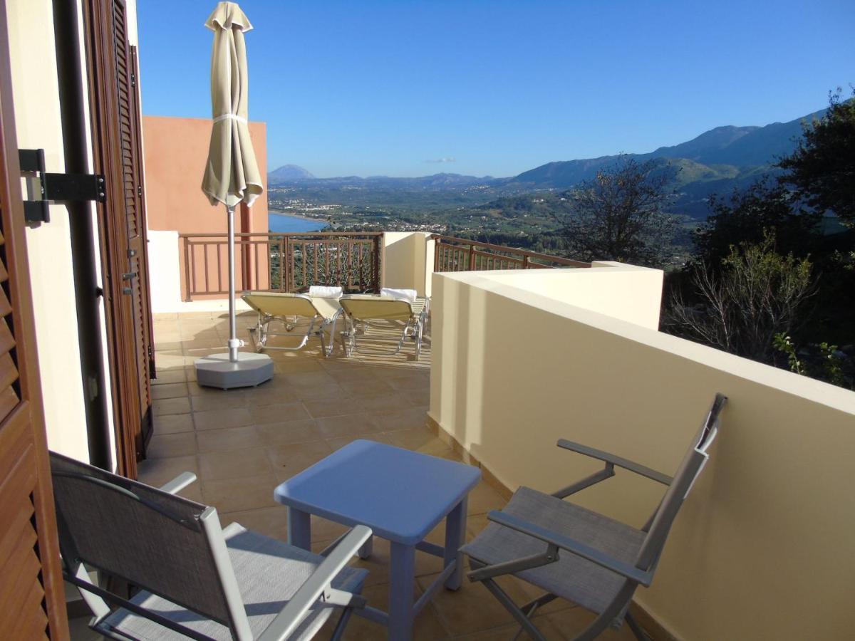 Villa Pomegrante Exopoli Екстер'єр фото